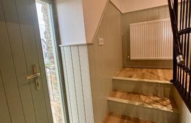 Glebe Barn and Cottage - Photo 18