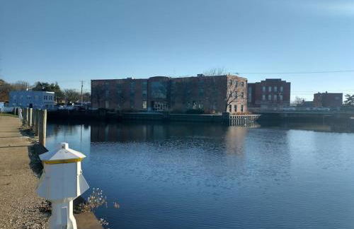 Loft Apartment w River Views - Foto 8