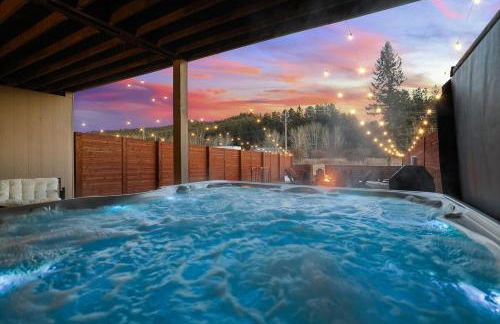 Buffalo Ridge - Hot Tub & Walk to Downtown - Foto 31