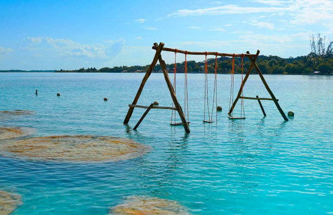 Bacalar Lagoon Tour - Foto 1