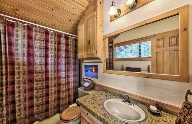 Central Clean Home with Hot Tub Near Ski - Photo 29