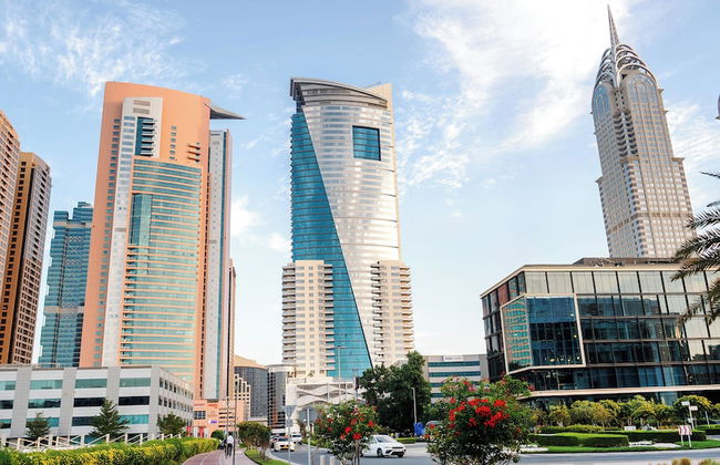 Staybridge Suites Dubai Internet City by IHG - Photo 58