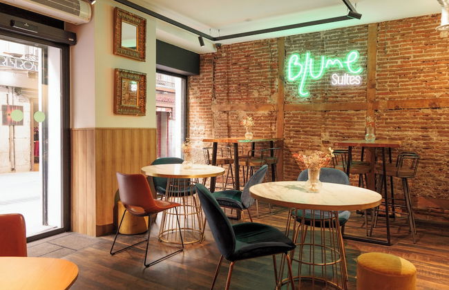 Blume Cruz Suites - Photo 11