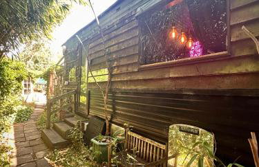 The Velvet Hideaway - Foto 18