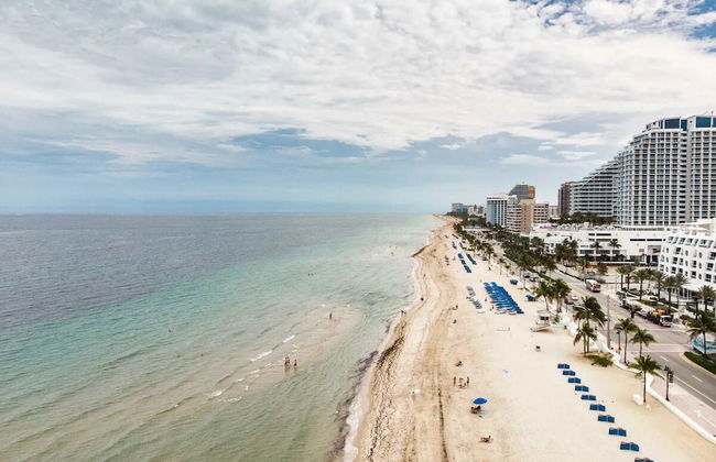 Ft Lauderdale Oceanfront Resort Condo W/ Views! 1 Bedroom Apts by RedAwning - Foto 30