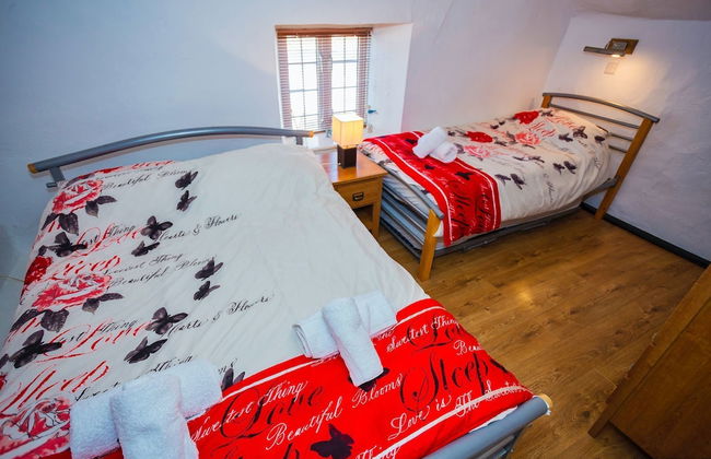 Croyde Down View 2 Bedrooms - Photo 5