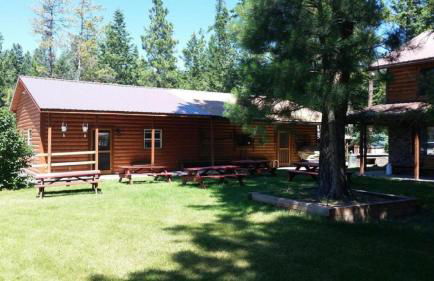 Enchanting Cabin with Beautiful Views near Glacier National Park, Montana - Foto 6
