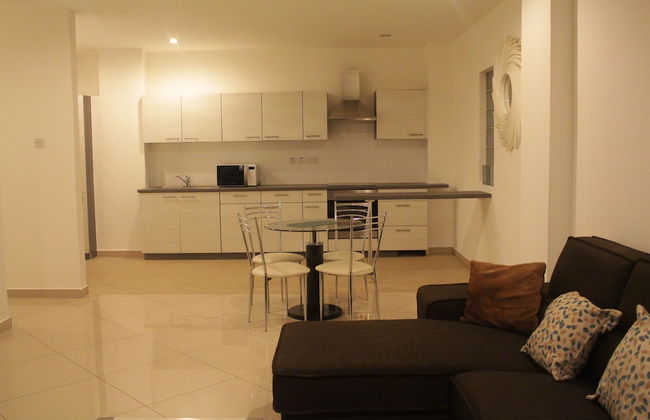 Accra Luxury Apartments at The Gallery - Photo 52