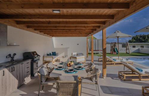 Elysian Villas - With 2 Private Pools - Photo 24