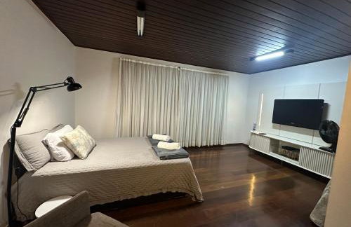 Villa Verde casa espaçosa com piscina e área verde no Lago Norte Brasilia - Foto 5