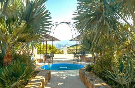 Rural cottage VINCENT van Gogh, with spectacular pool & OPTIONAL private 6 guests jacuzzi - Foto 75