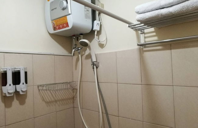 Pleasant Tifolia Studio Cozy Room In Kelapa Gading - Photo 17