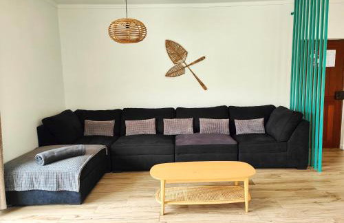 Vivenda Geminada com piscina a 10 minutos a pé da praia, by QoZzy - Foto 6