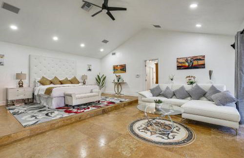 Pool and Hot Tub Spacious Villa in Coral Springs! - Foto 13