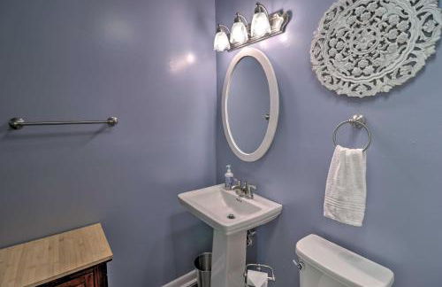 Hendersonville Home with Fire Pit 5 Mi to Downtown! - Foto 16