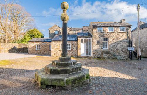 The Old Weigh House - Photo 25