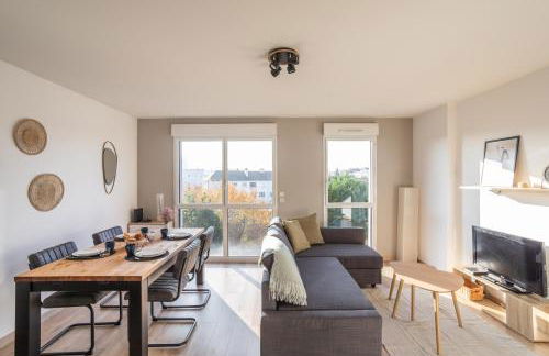 Le Cocon Voltaire - Appartement 2 chambres avec parking - Mabilais - Foto 1