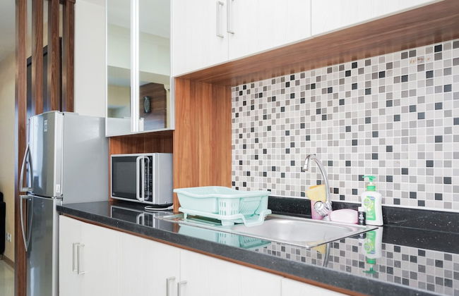 Best Modern and Homey 2BR Apartment at Casa Grande Residence - Foto 13