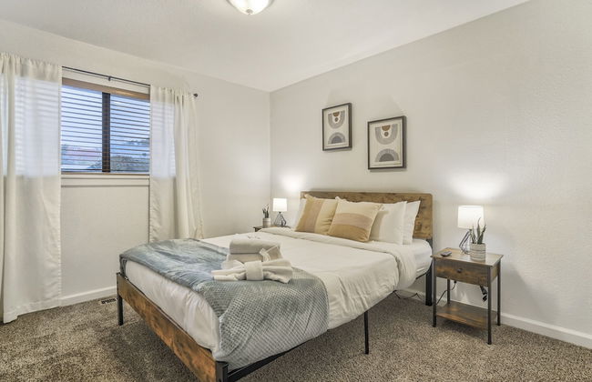 2 Bears Combined - Photo 12