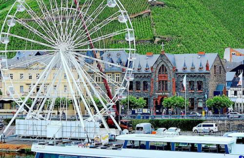 Elegant Apartment with Direct River View, Balcony and Parking in Bernkastel-Kues - Photo 61