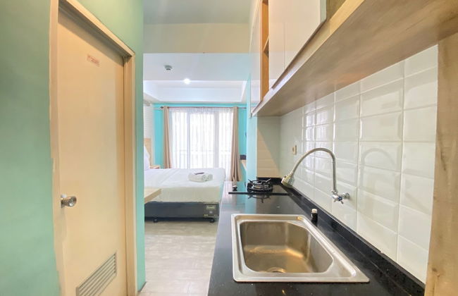 Modern and Comfy Studio Room at Grand Asia Afrika Apartment - Foto 6