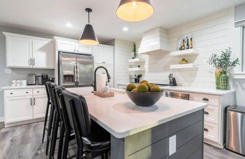 OliveBranch-LuxeDesigner Home-Spa-Firepit-GameZone - Foto 43