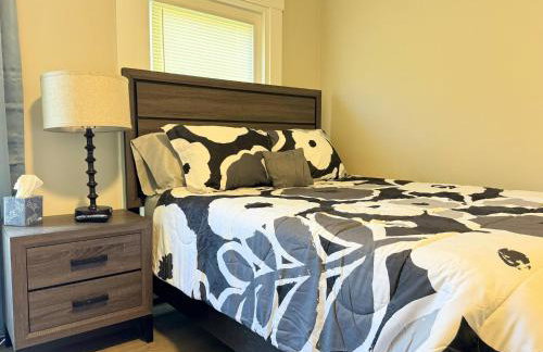 New Remodel | Mins to DHMC & Hanover | Explore NH - Foto 20