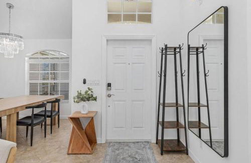 Serene Pool Home in Gated Community-Naples - Foto 8