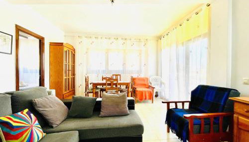 Mountain-view Apartment by Sea - Foto 3