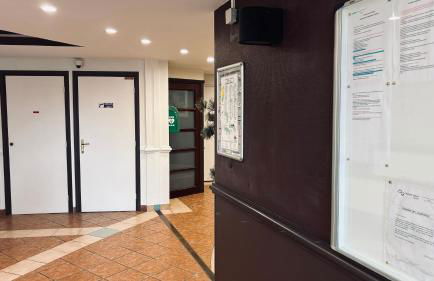 Studio avec Terrasse, Parking et Piscine, proche du Golf de St Donat et du Tennis - Foto 7