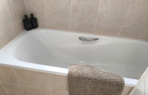 Unifamiliar con jardín, piscina, tenis y pádel - Foto 27