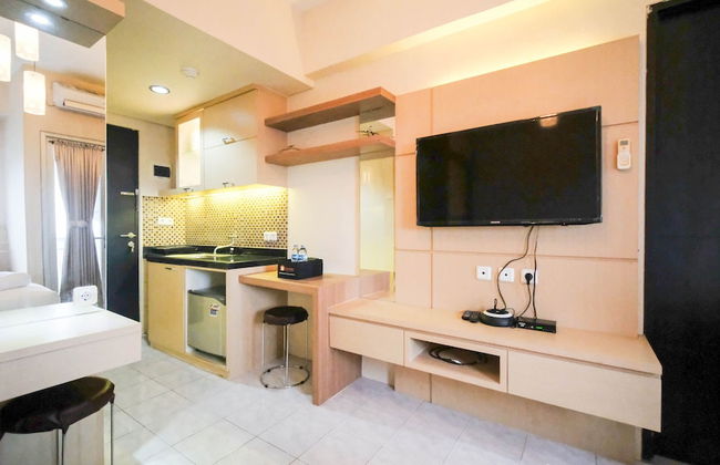 Compact And Comfy Studio At Puri Mas Apartment - Foto 21
