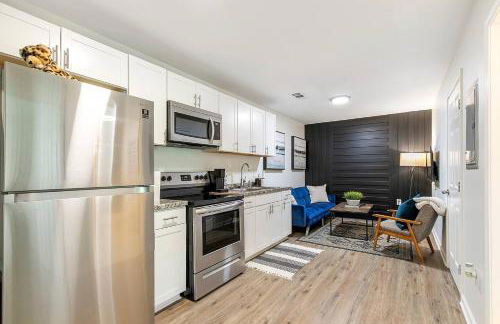 Charming 2BR Retreat-Free Parking - Foto 3