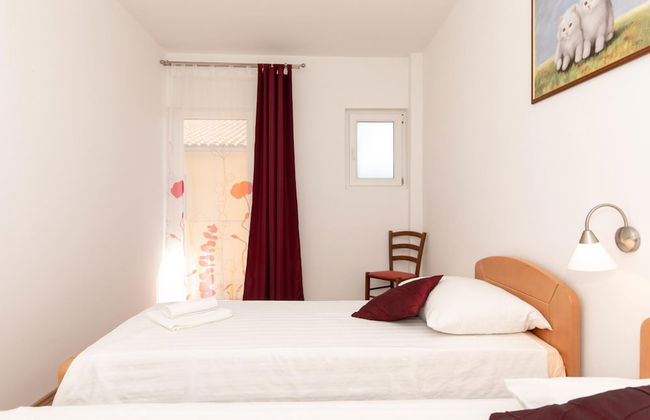 Scenic Elegant Apartments Krk With Balcony and Pool - Photo 6