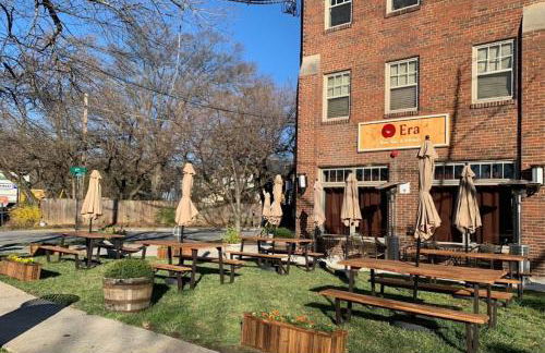 Modern Oasis-steps from DC with free private parking - Foto 34