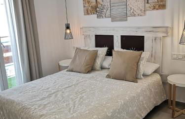 Apartamento Suite Arco de la Villa,solo familia y parejas,PARKING GRATUITO - Foto 7