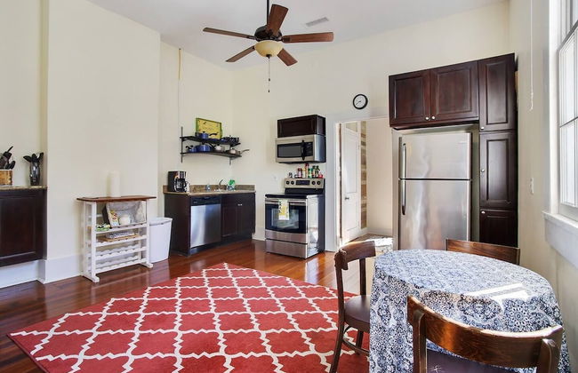 Montgomery Apartments on Magazine Street - Foto 39