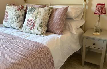 Charming Country Cottage with Lovely Views - Foto 23