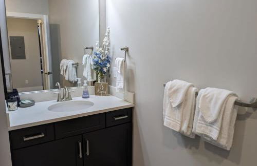 Trendy Downtown Traverse City Condo - Foto 4