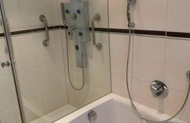 Best in Town - Foto 19