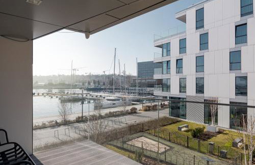 Gdynia Yacht Park - Delux Waterfront Apartament with parking - Photo 14