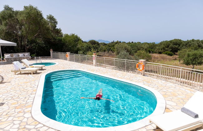 Ionian Mansion - Photo 43