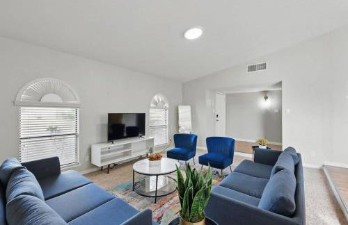 Luxury Retreat in Carrollton - Pool Patio & More - Foto 6