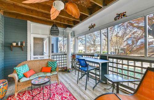 1 Mi to BOA Stadium! Walkable Condo with Porch - Foto 21