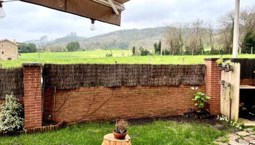 APARTAMENTO con Jardín en Bádames - Foto 2