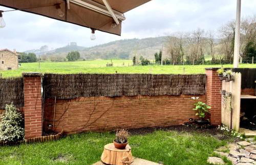 APARTAMENTO con Jardín en Bádames - Foto 2