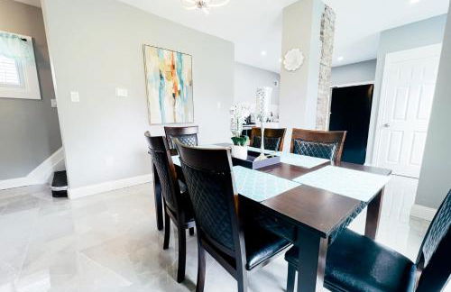 2 Homes, 1 Stay-7BR Niagara Falls Compound - Foto 22