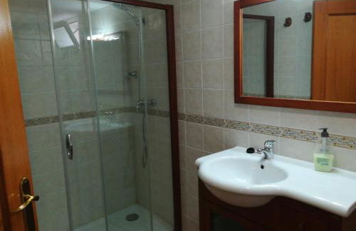 Chalet con dos apartamentos - Foto 6