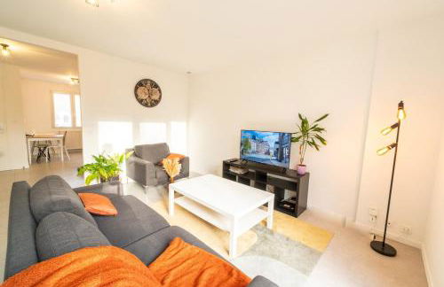 Maison de ville avec terrasse Proche métro - Photo 8