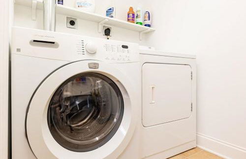 Lakefront 3BR w Balconies Near French Qtr - Foto 22